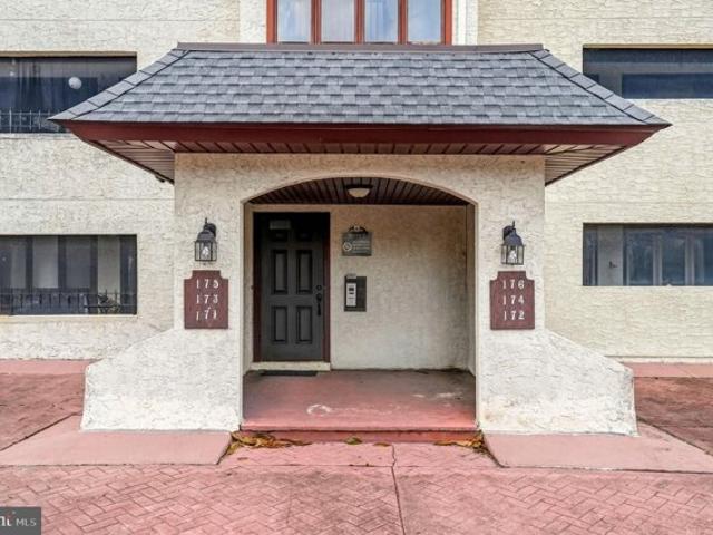 Condo for sale in Cherry Hill, New Jersey