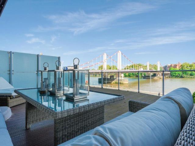 Apartment for rent in Greater London