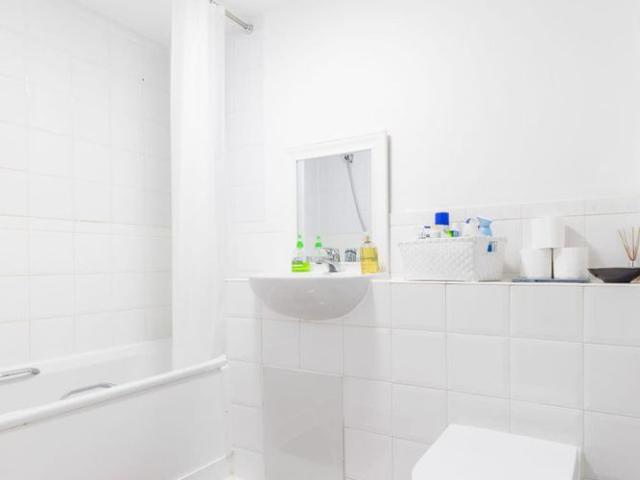 Studio for rent in London, Charlton Riverside