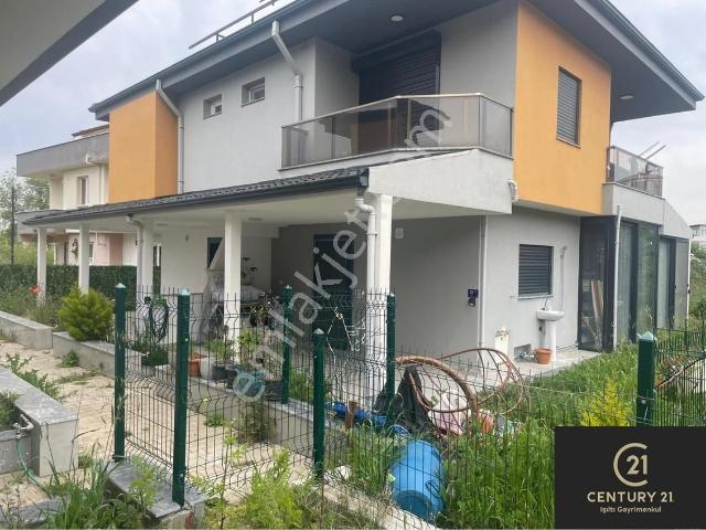Kuşadasi, Aydin içerisinde kiralık Villa