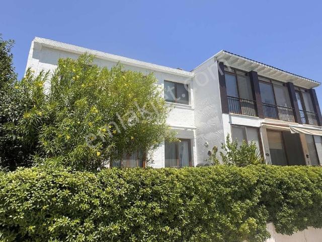 Bodrum, Muğla içerisinde kiralık Villa