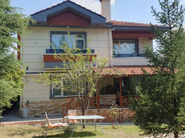Tepebaşi içerisinde satılık Villa