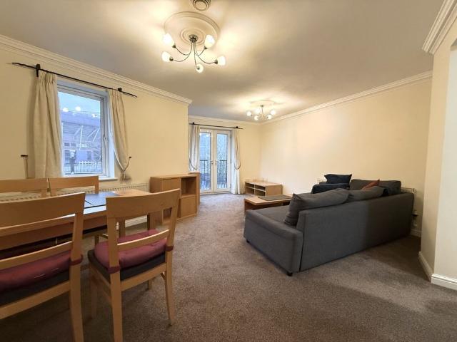 Apartment for rent in Falcon Lodge, Wales