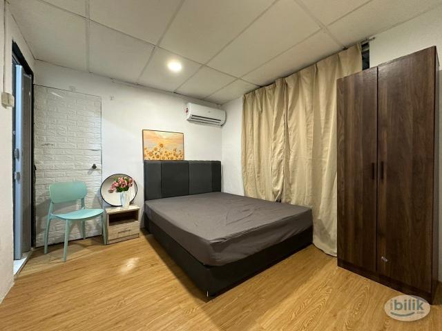 Room for rent in Renggam, Johor