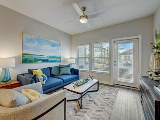 Apartment for rent in Oakwood