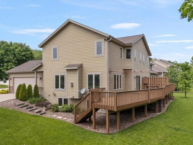 Condo for sale in Waukesha