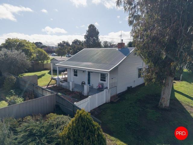 House for sale in Campbells Creek, Victoria