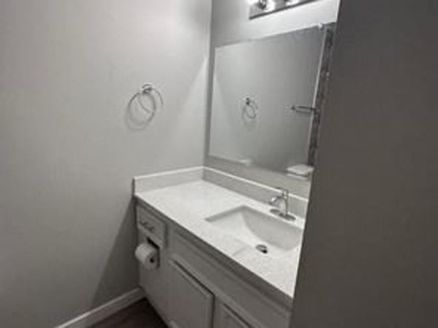 Apartment for rent in Wedgewood, Alberta