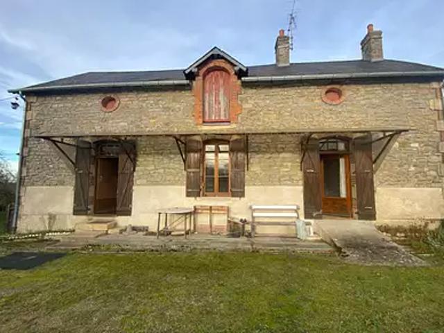 Maison vente à Château-Chinon (Ville), Cercy-la-tour