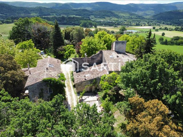 Maison vente à Céreste-en-Luberon, Alpes-de-Haute-Provence