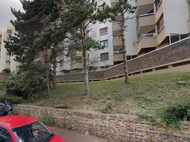 Garage location à Pontoise, Cergy