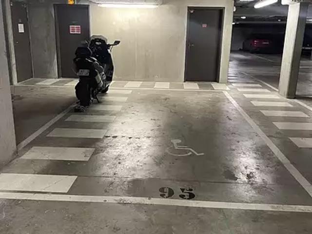 Garage vente à Pontoise, Cergy