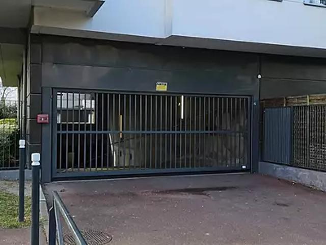 Garage vente à Pontoise, Cergy