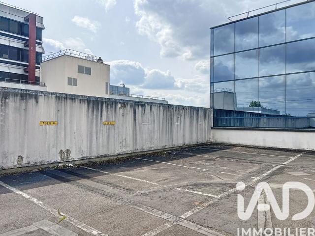 Garage vente à Pontoise, Cergy