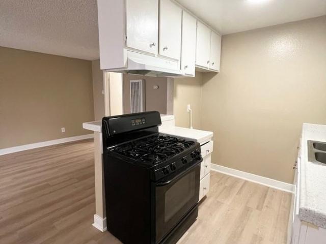 Apartment for rent in Hawthorne, California