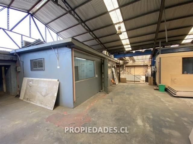 Cerrillos, Avenida Salvador Allende esquina Antonio Escobar Williams