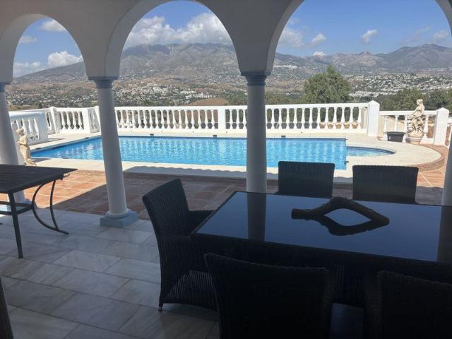 Casa en alquiler en Cerros del Águila, Costa del Sol Occidental