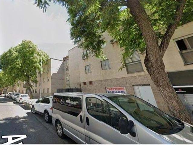 Piso en venta en Utrera, Andalucía