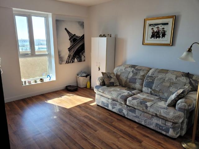Apartment for rent in Saint-Lambert, Montérégie