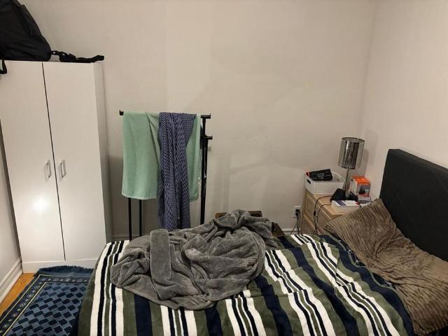Apartment for rent in Pointe-Claire, Montréal (région administrative)