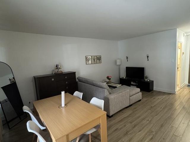 Apartment for rent in Côte-des-Neiges–Notre-Dame-de-Grâce, Montréal