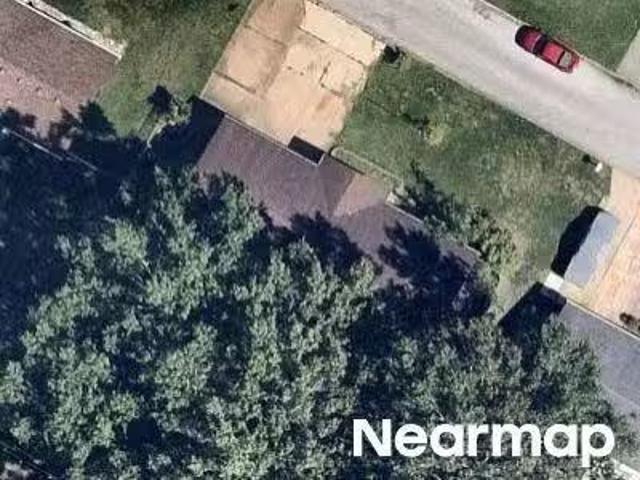 House for sale in Arnold