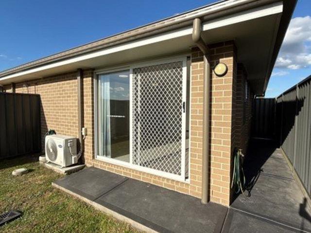 Duplex for rent in Cessnock