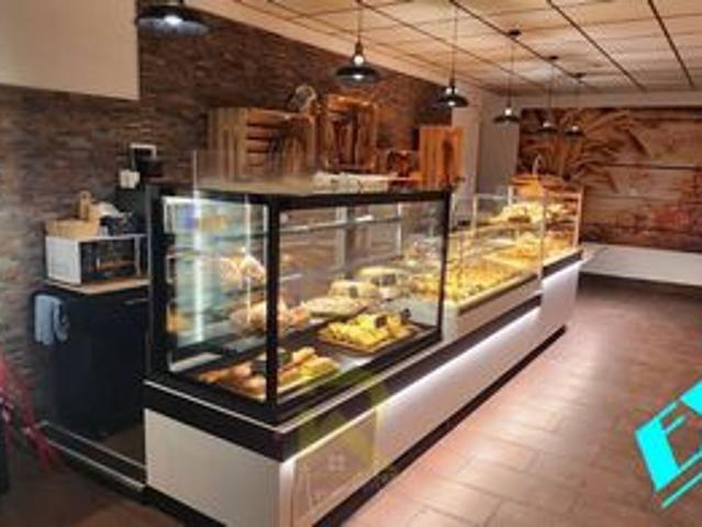 Local Commercial vente à Florensac