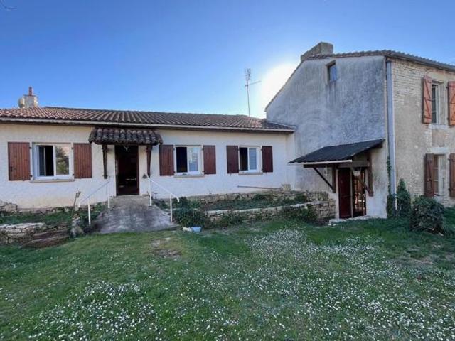 Maison vente à Confolens, Saint-ciers-sur-bonnieure
