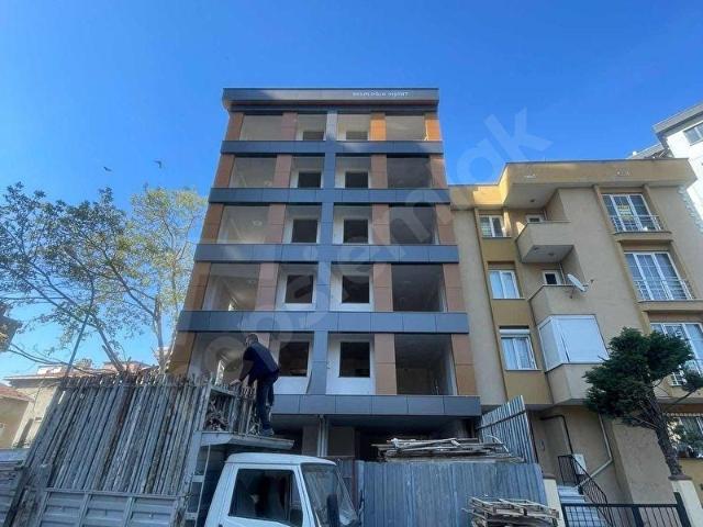 Kartal, İstanbul içerisinde satılık Dükkan