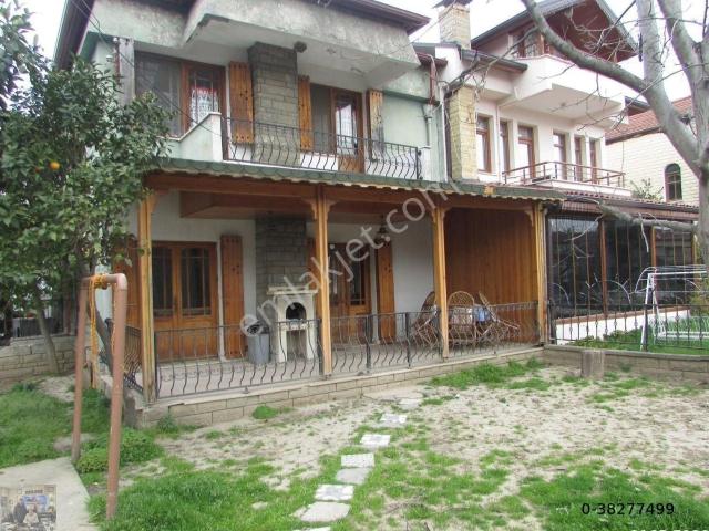 Altinova içerisinde kiralık Villa