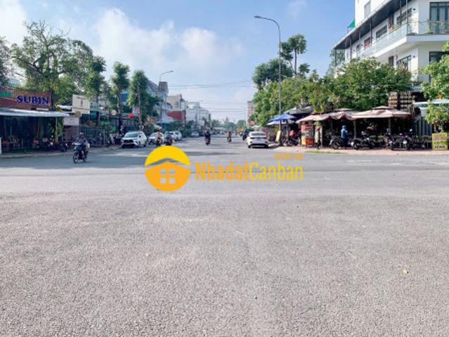 Mặt bằng bán