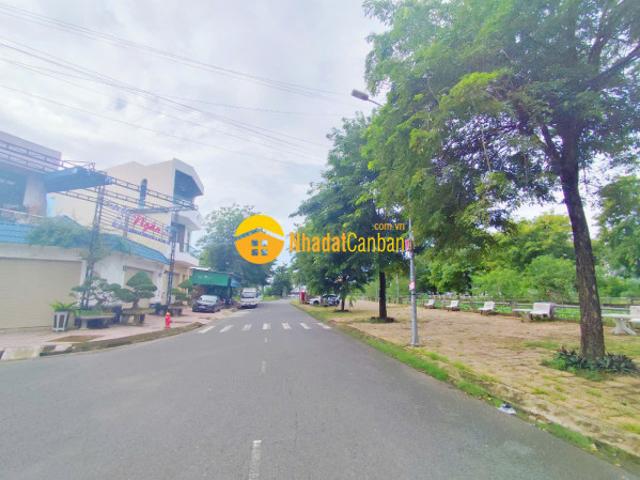 Mặt bằng bán