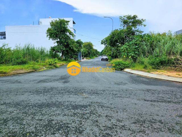 Mặt bằng bán