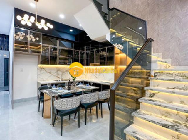 Nhà mặt phố bán