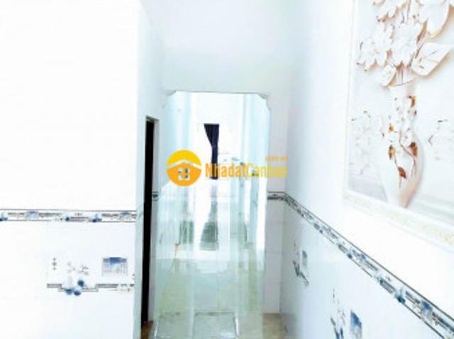 Nhà mặt phố bán