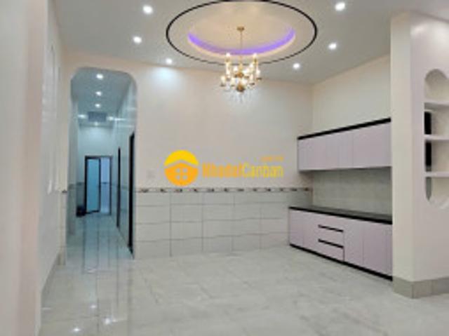 Nhà mặt phố bán