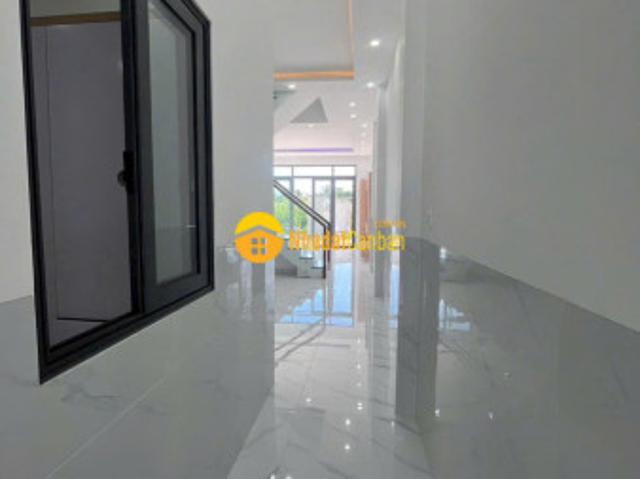 Mặt bằng bán