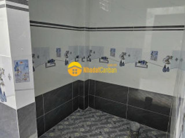 Nhà mặt phố bán