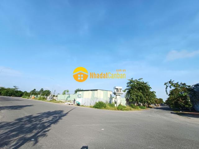 Mặt bằng bán