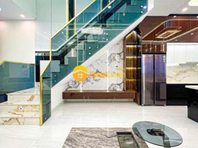Nhà mặt phố bán