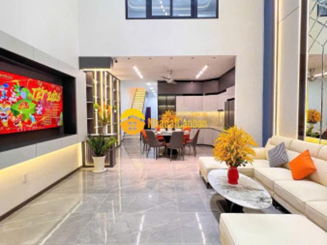 Nhà mặt phố bán