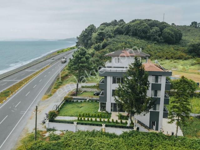 Akçakoca içerisinde satılık Villa