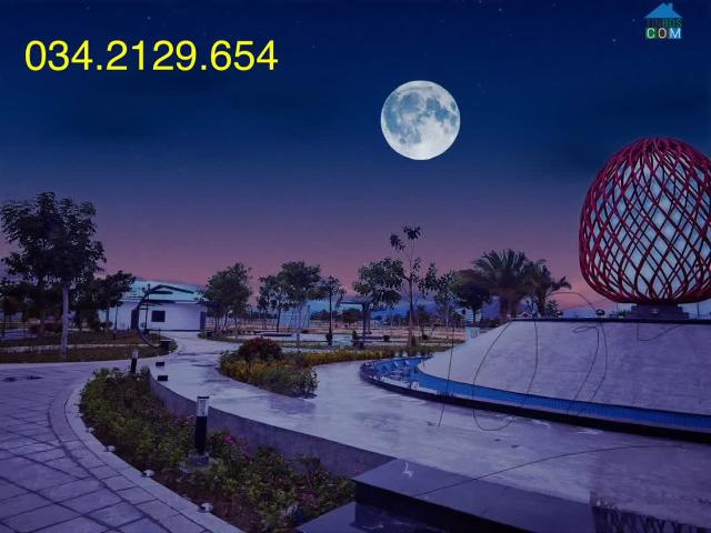 Nhà mặt phố bán