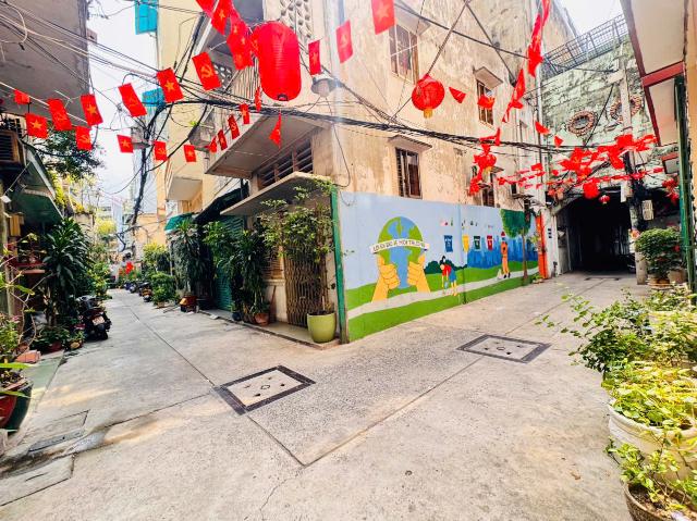 Nhà mặt phố bán