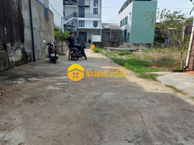 Mặt bằng bán