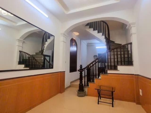 Nhà bán tại Hoàn Kiếm, Hà Nội