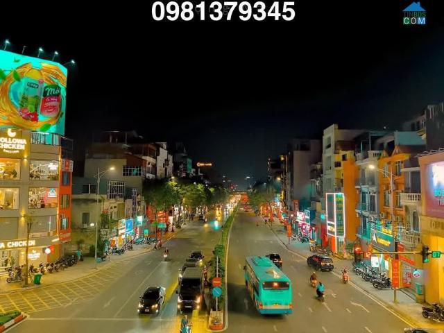 Nhà mặt phố bán tại Hoàn Kiếm, Hà Nội