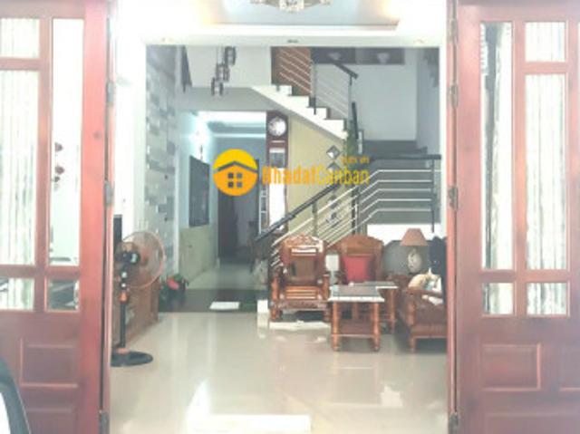 Nhà mặt phố bán