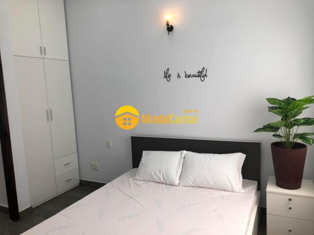 Nhà mặt phố bán